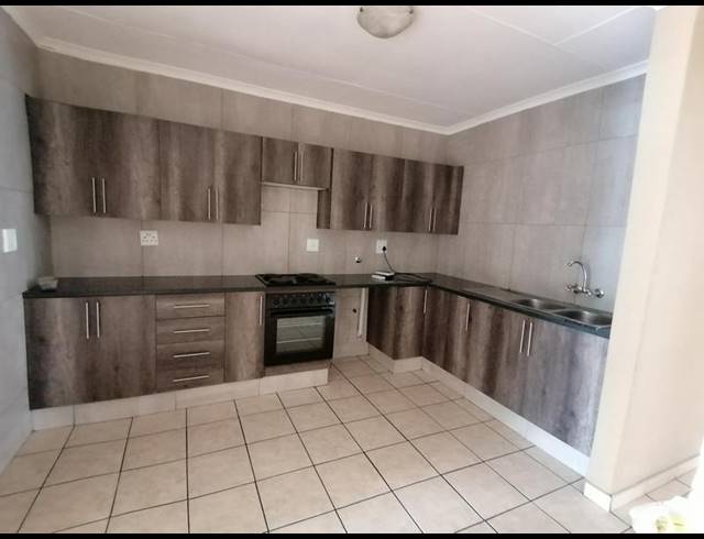 2 BEDROOM PROPERTY TO RENT IN BRAKPAN CENTRAL